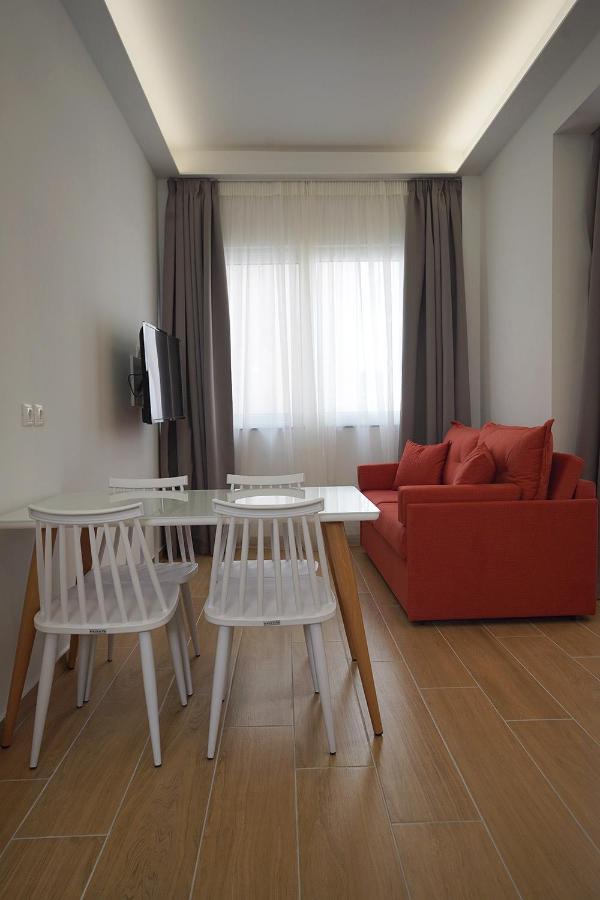 Tip - Top Suites Athen Eksteriør bilde